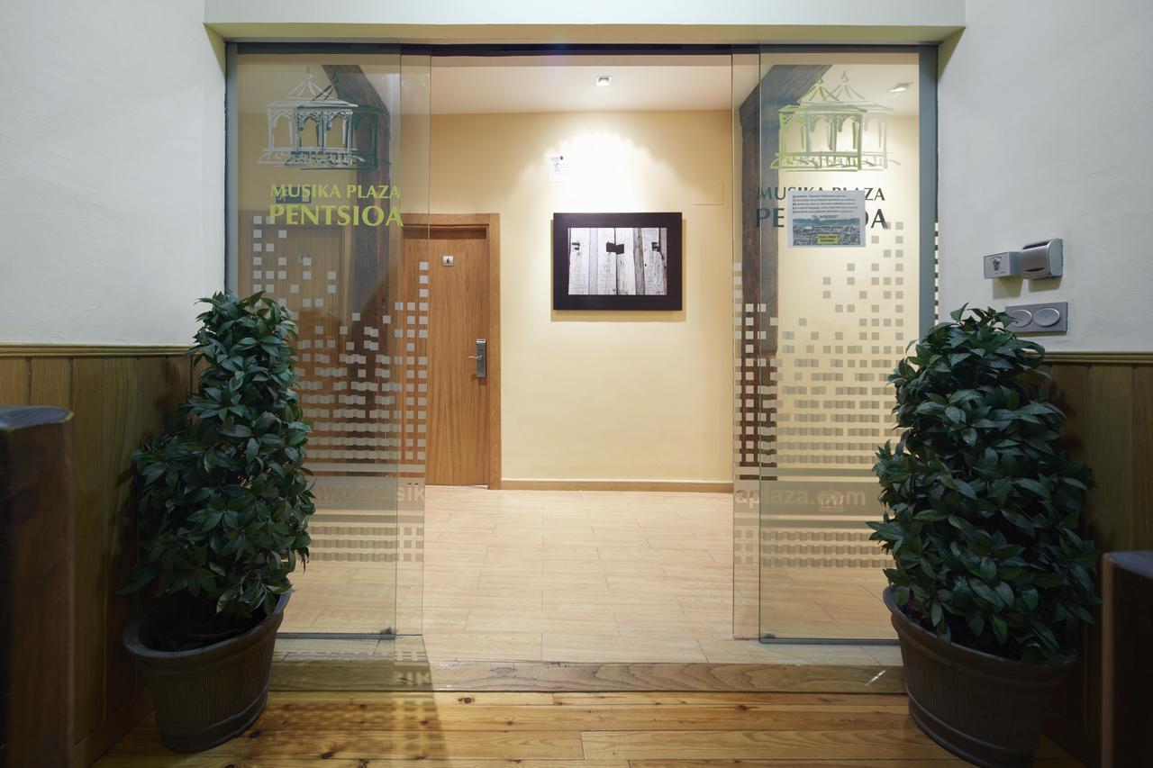 Musika Plaza Hotel Zarautz Exterior photo